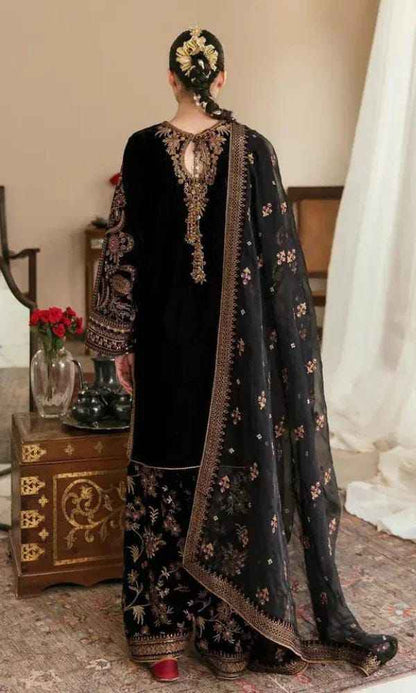 Luxury Velvet Embroidered 3-Piece Suit – Royal Noir Edition (Winter ’25)